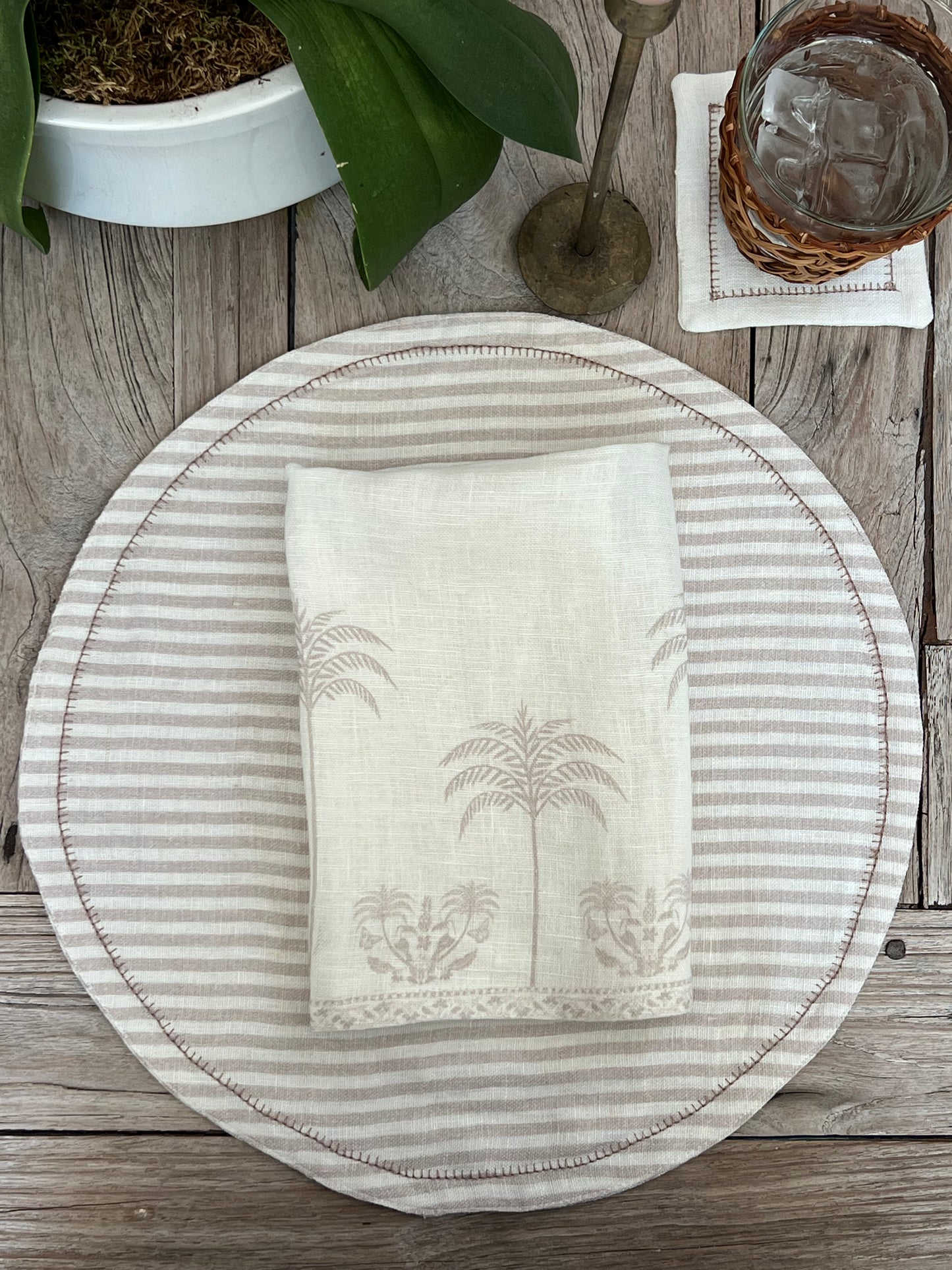 Savannah Stripes Round Placements (set of 4)