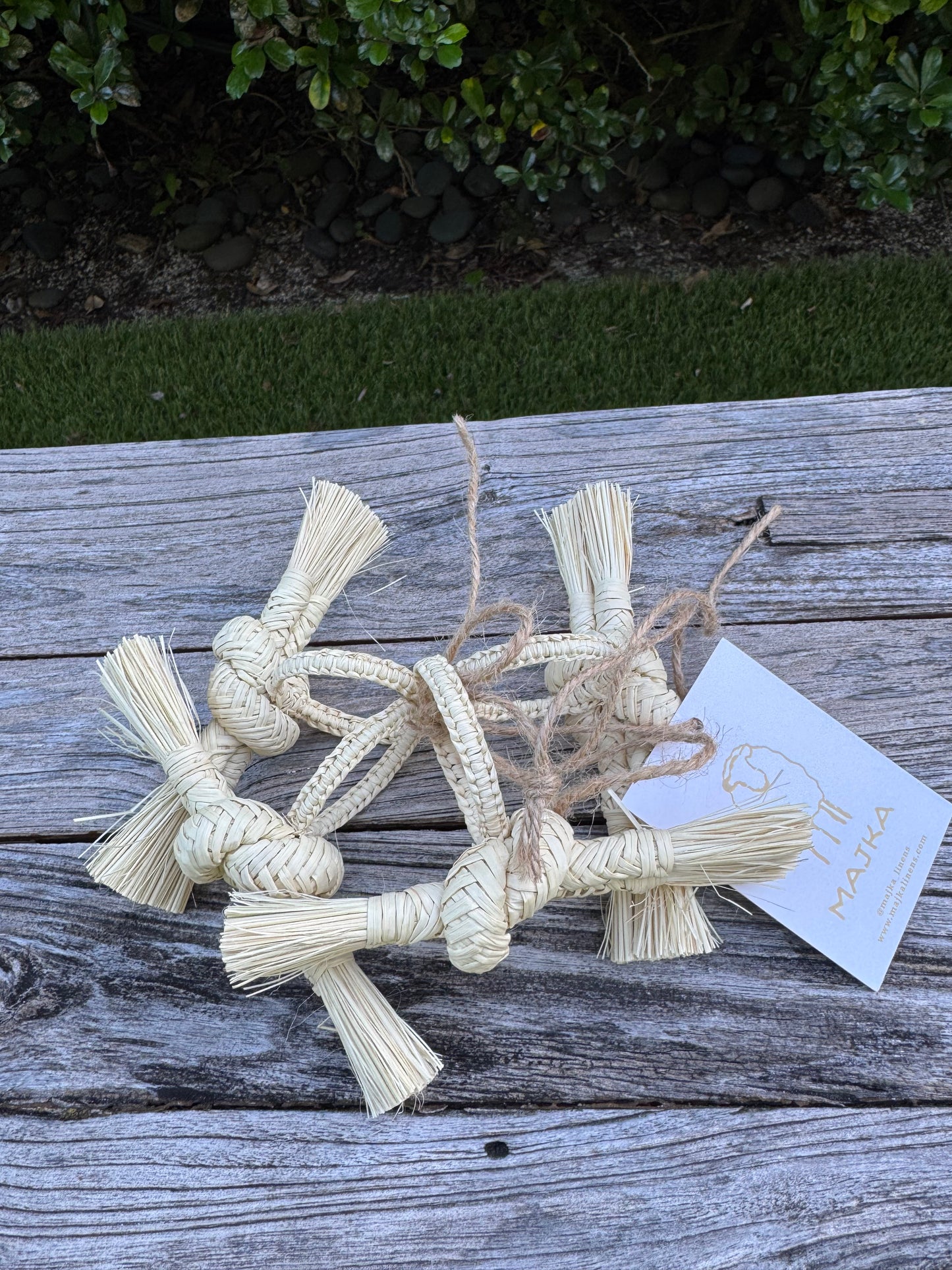 Straw Knot Napkin Ring Holders