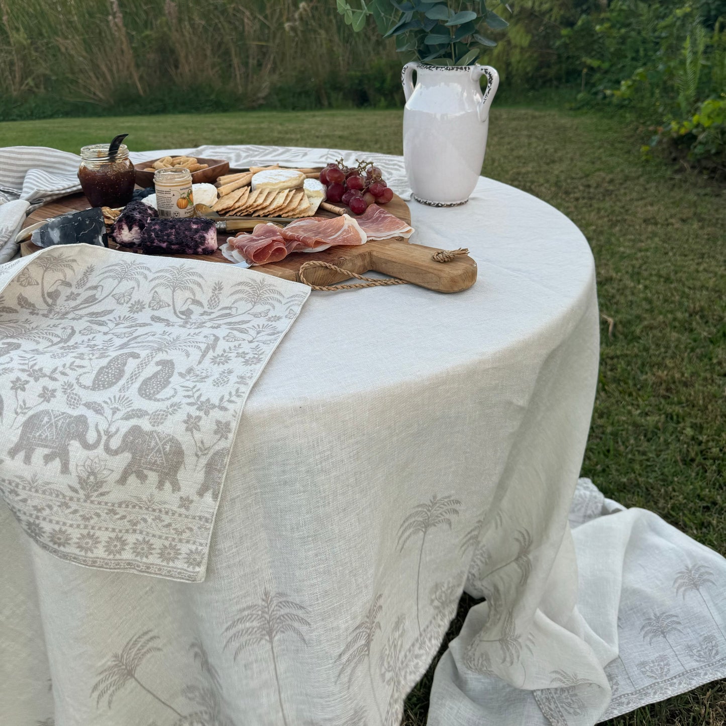 La Fortuna Palms Tablecloths